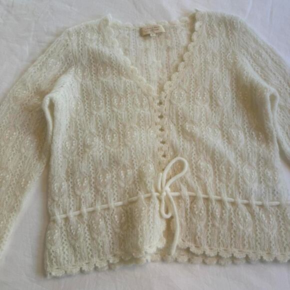 Sezane beautiful cream and white cardigan - Picture 2 of 6